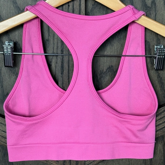 ALO Yoga 💖 Paradise Pink Ribbed Sports Bra - Picture 4 of 4